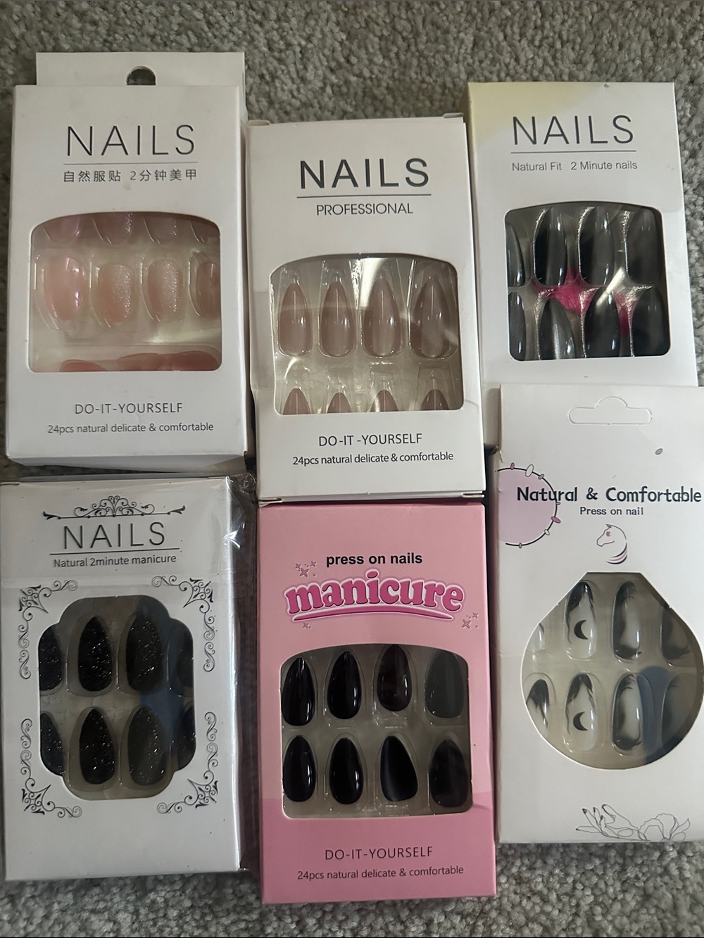 Lot of Press on Nails